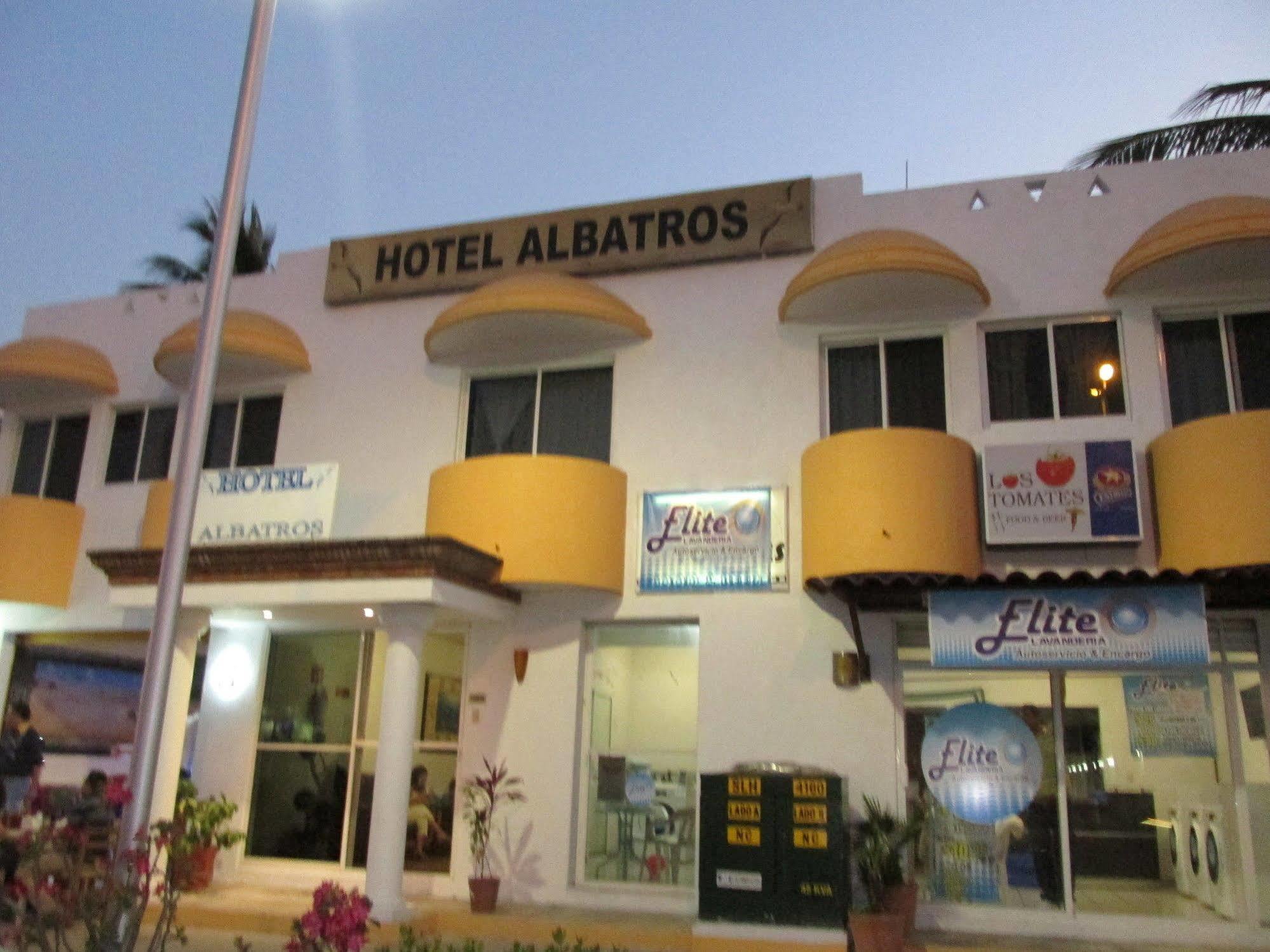 Hotel Albatros Manzanillo Eksteriør bilde