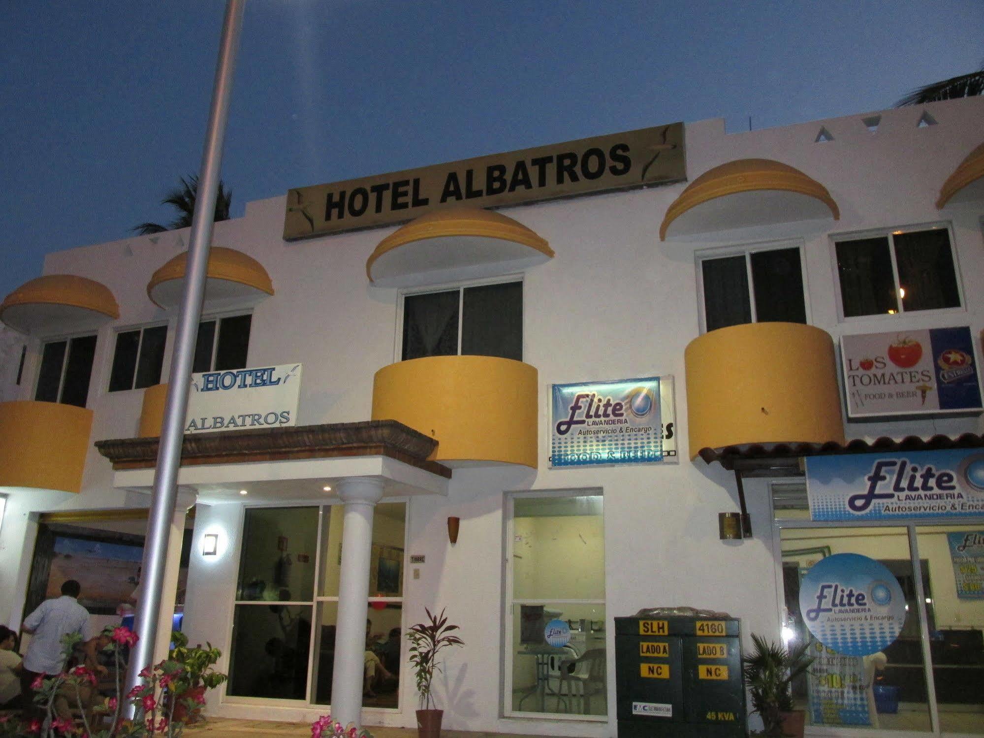 Hotel Albatros Manzanillo Eksteriør bilde