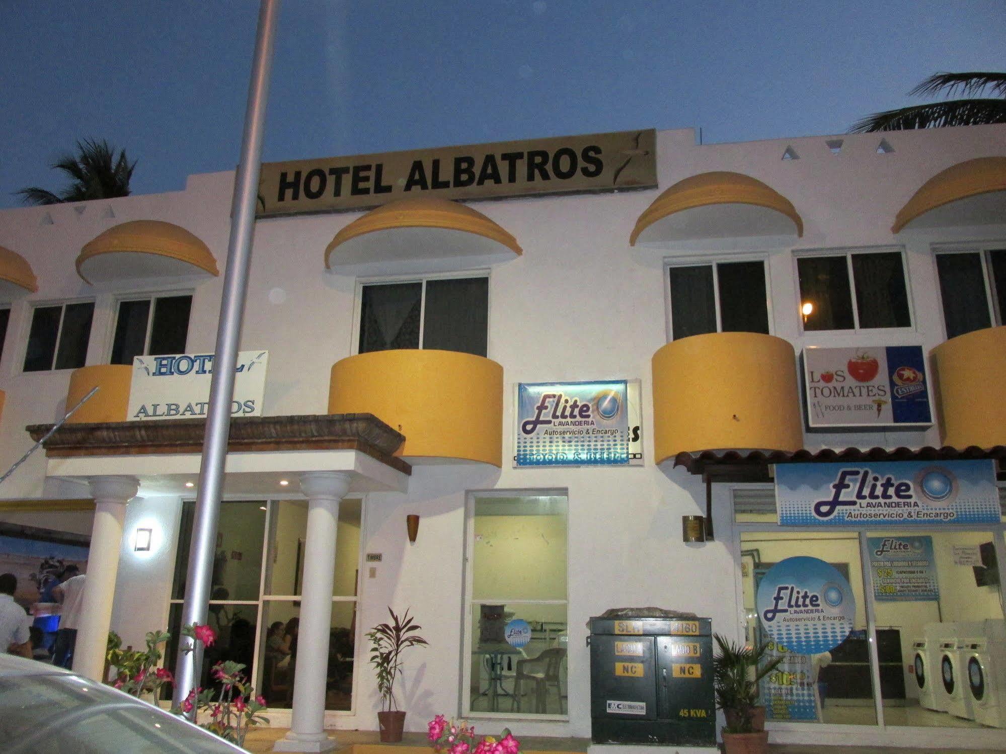 Hotel Albatros Manzanillo Eksteriør bilde