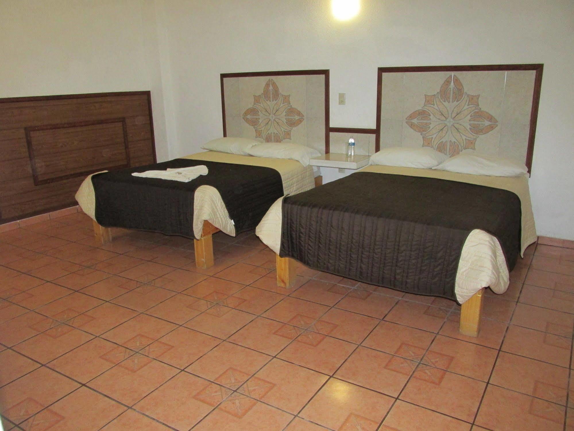 Hotel Albatros Manzanillo Eksteriør bilde