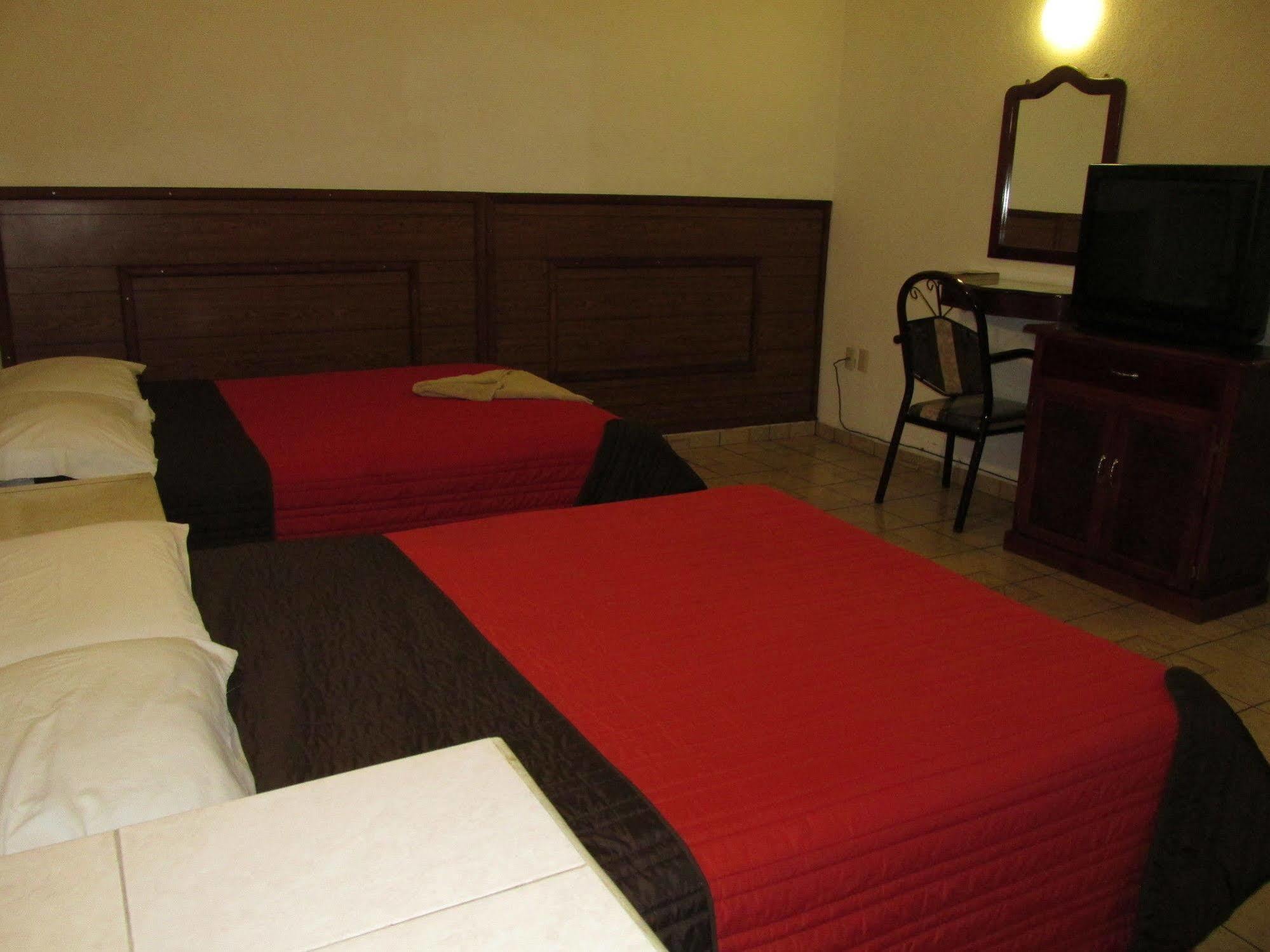 Hotel Albatros Manzanillo Eksteriør bilde