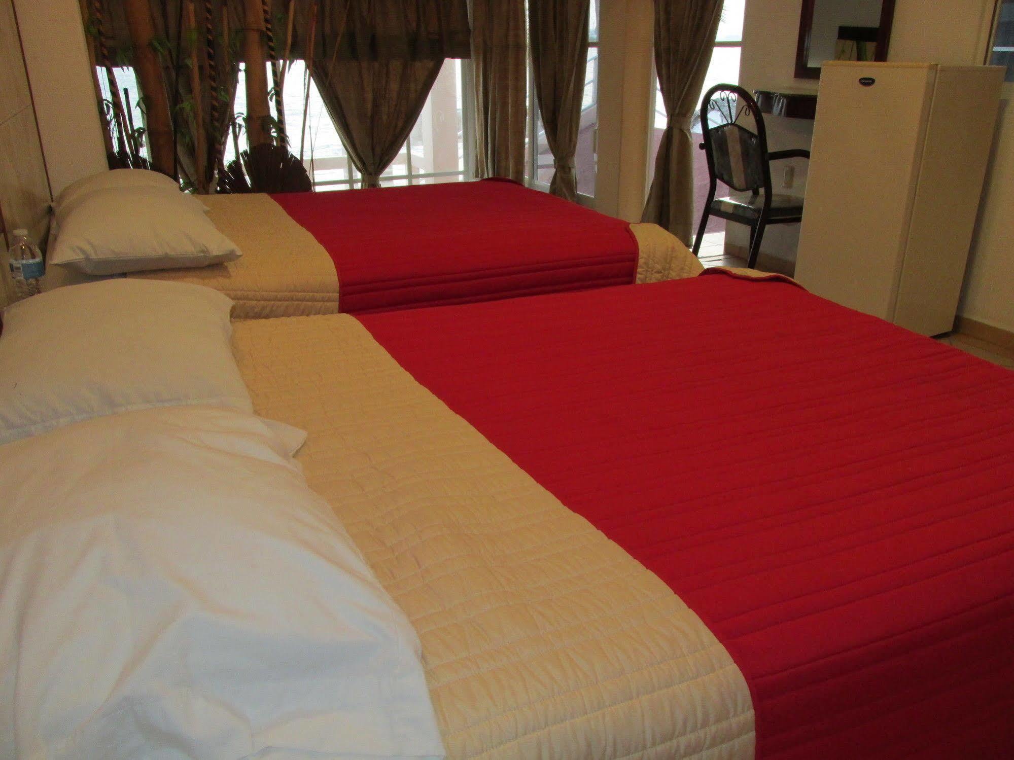 Hotel Albatros Manzanillo Eksteriør bilde